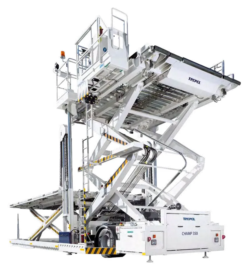 CHAMP 350 cargo high loader