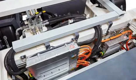 CHAMP 350e — electric drive motor and cabling inside the frame
