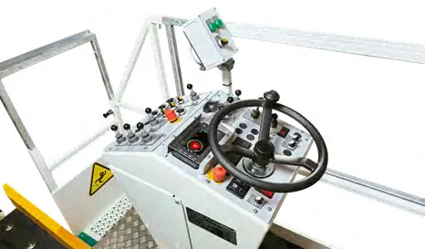 CHAMP 70We NEO — operator's console with steering wheel and joystick on the platform
